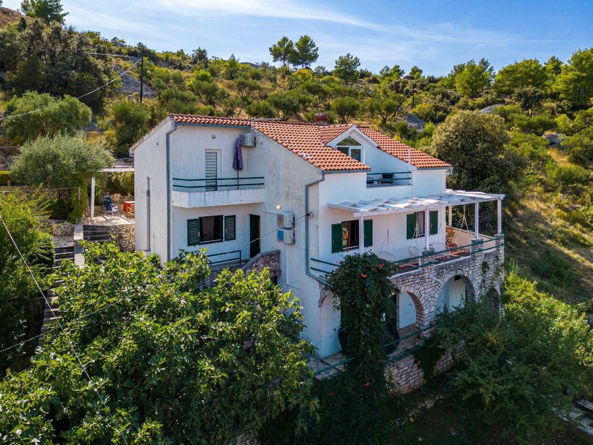 Vila Tudor Bobovisca Exterior foto